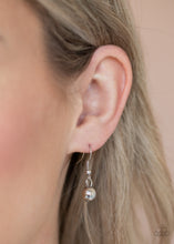 Load image into Gallery viewer, Hollywood Gossip Paparazzi Necklace - Black