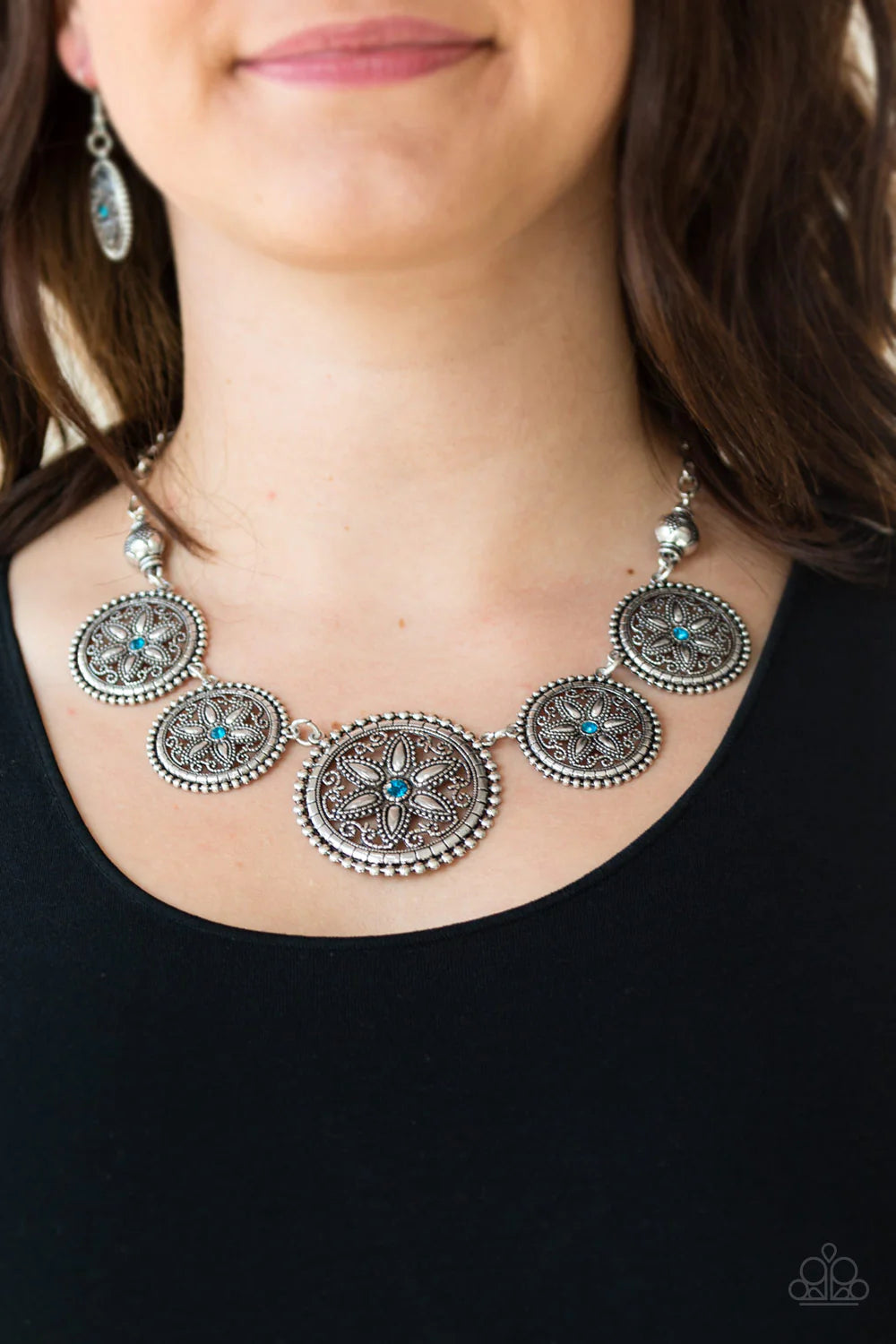 Written In The STAR LILIES - Blue ♥ Necklace