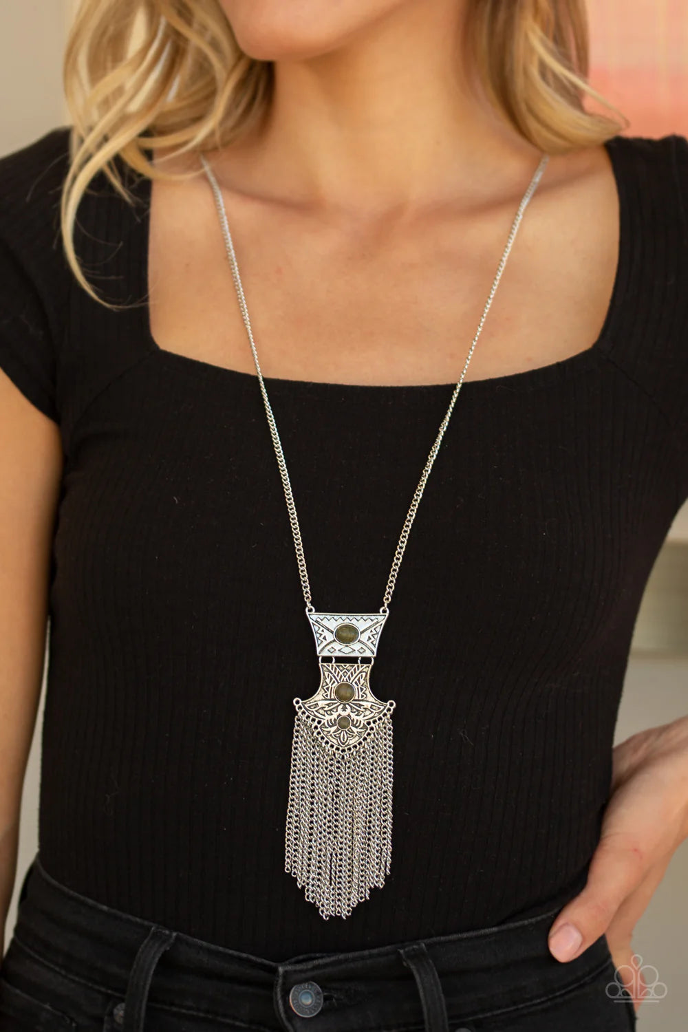 Paparazzi ♥ Totem Tassel - Green ♥ Necklace