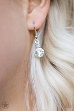 Load image into Gallery viewer, Paparazzi ♥ Hollywood Hills ♥ Necklace
