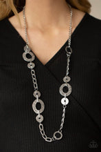 Load image into Gallery viewer, Mechanically Metro Paparazzi Necklace - Silver
