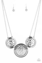 Load image into Gallery viewer, Gladiator Glam Paparazzi Necklace - Black Gunmetal
