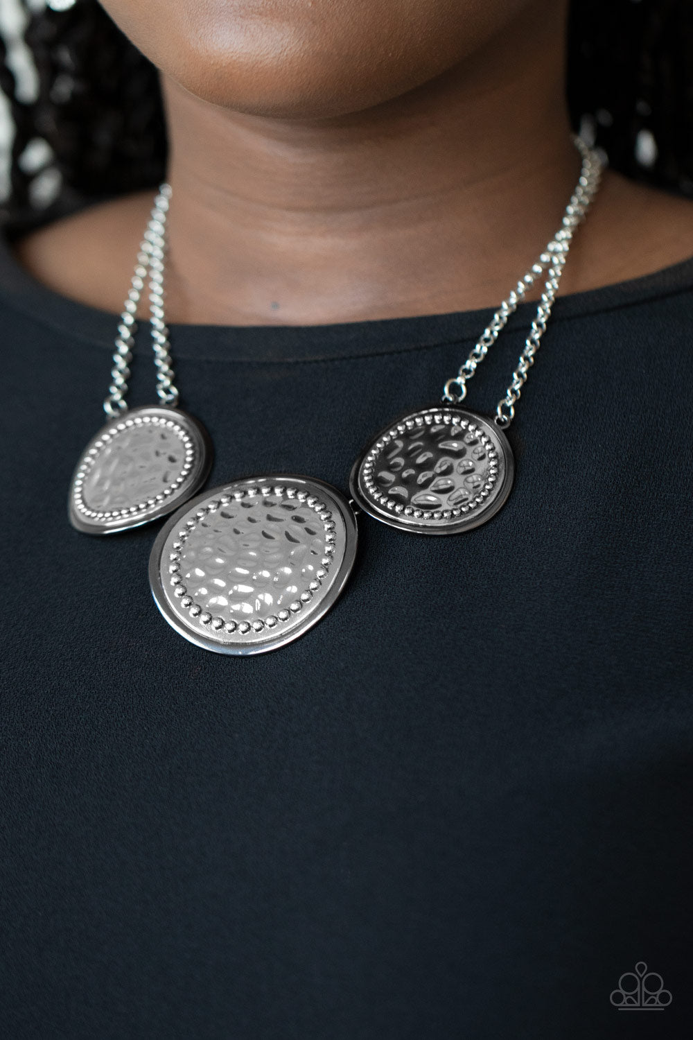 Gladiator Glam Paparazzi Necklace - Black Gunmetal