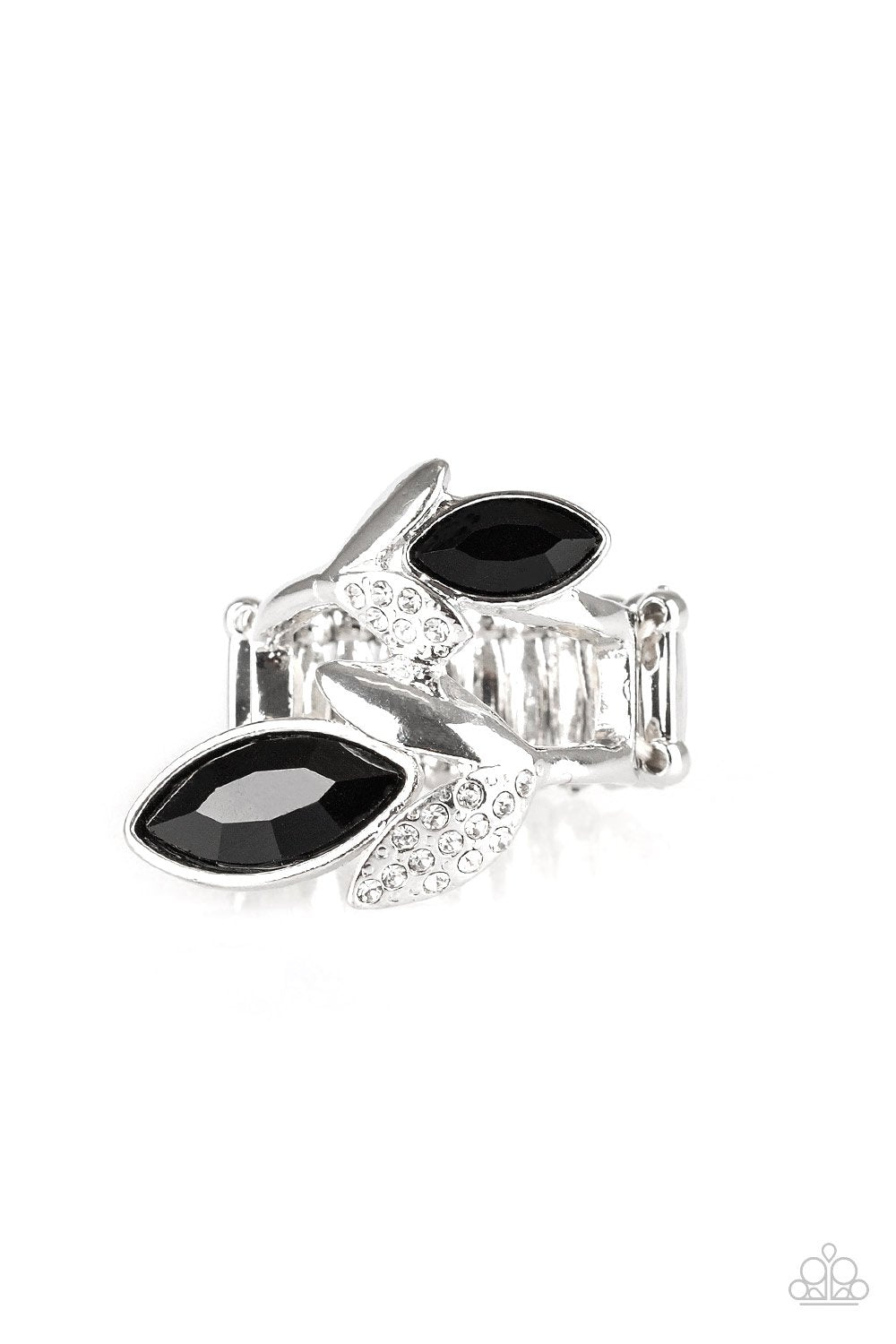 Flawless Foliage  Paparazzi Ring - Black