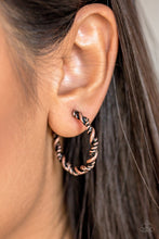 Load image into Gallery viewer, Plainly Panama Paparazzi Hoop Earring - Copper
