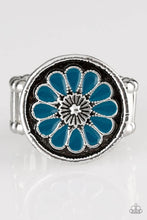 Load image into Gallery viewer, Paparazzi ♥ Garden View - Blue ♥ Ring
