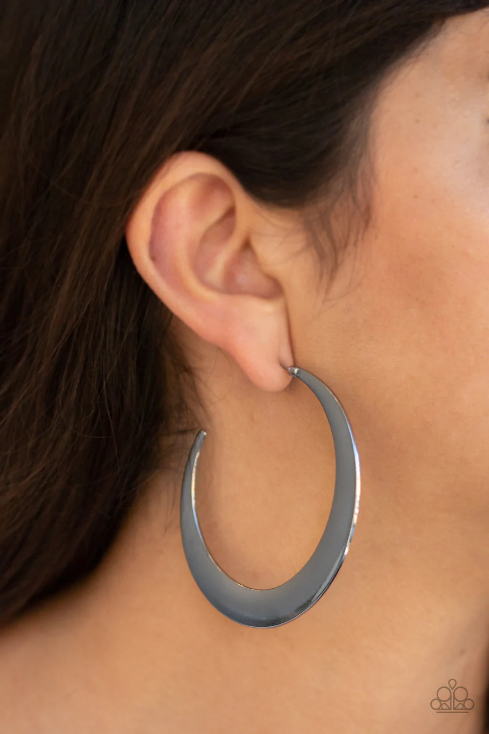 Paparazzi ♥ Moon Beam - Black ♥ Gunmetal Hoop Earrings