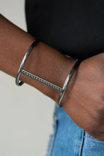 Load image into Gallery viewer, Paparazzi ♥ Diamond Deity - Black ♥ Bracelet

