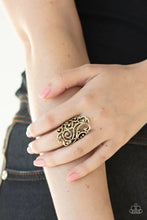 Load image into Gallery viewer, Paparazzi ♥ Garden Bliss - Brass ♥ Ring
