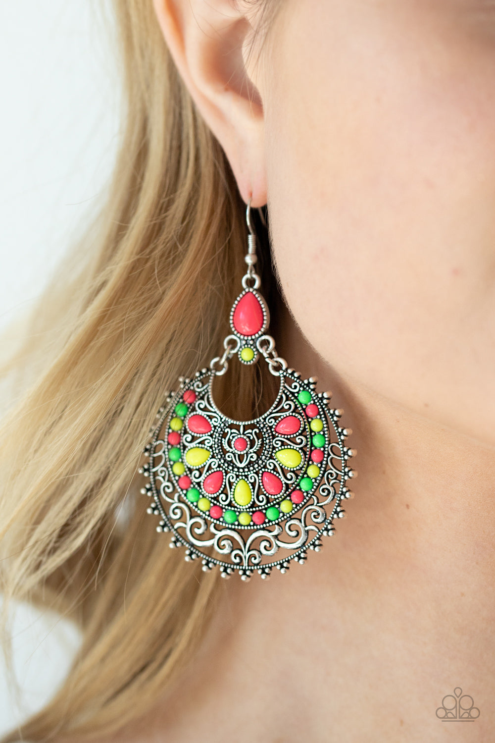 Laguna Leisure Paparazzi Earring - Multi