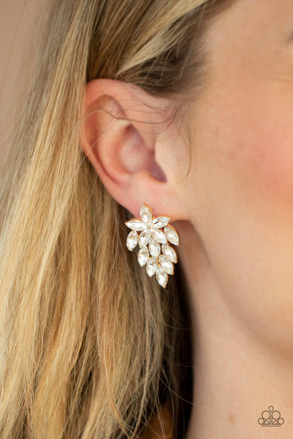 They See Me Glowin Paparazzi Earring - Gold