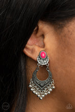Load image into Gallery viewer, Summery Gardens Paparazzi Clip On Earring - Pink
