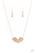 Load image into Gallery viewer, Deluxe Diadem Paparazzi Necklace - Gold
