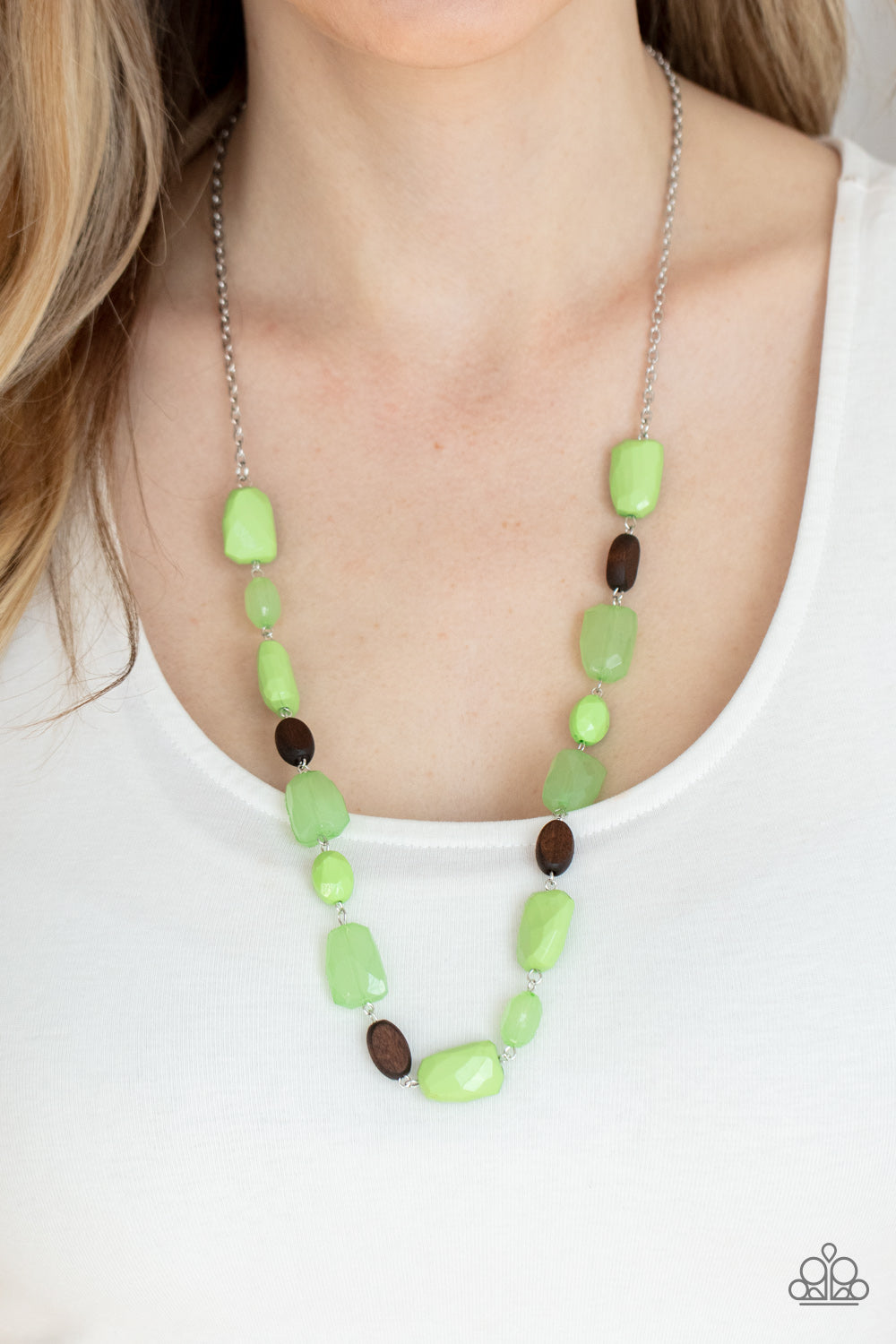 Meadow Escape Paparazzi Necklace - Green