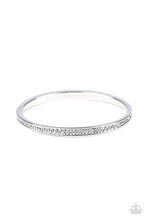 Load image into Gallery viewer, Paparazzi ♥ Power Move - Silver ♥ Bracelet
